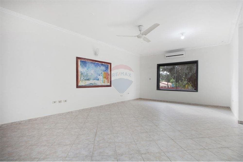 Casa en barrio Herrera, foto 4