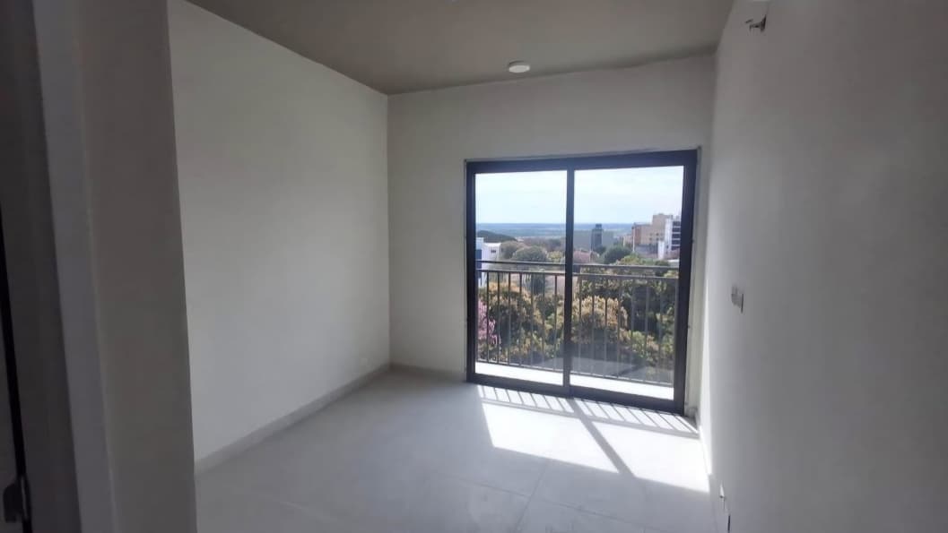 En alquiler departamento de 3 dormitorios en Las Mercedes - Asunción — foto 5