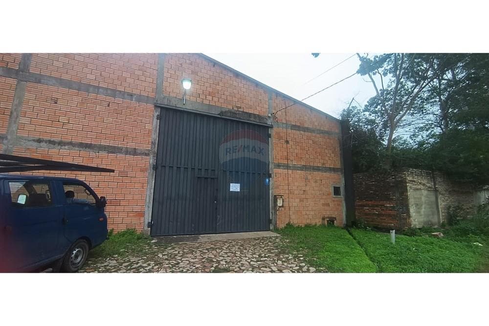 Deposito en Mariano Roque Alonso — foto 2