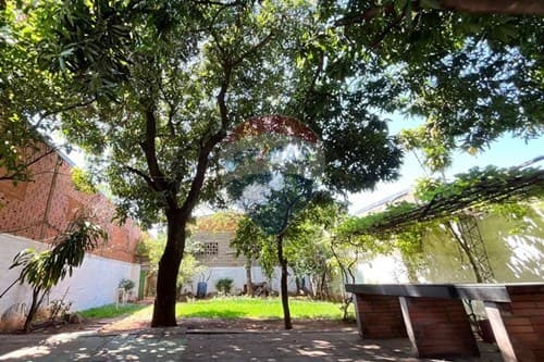 Amplia Propiedad en Asunción Bº Herrera ideal para edificio, foto 1