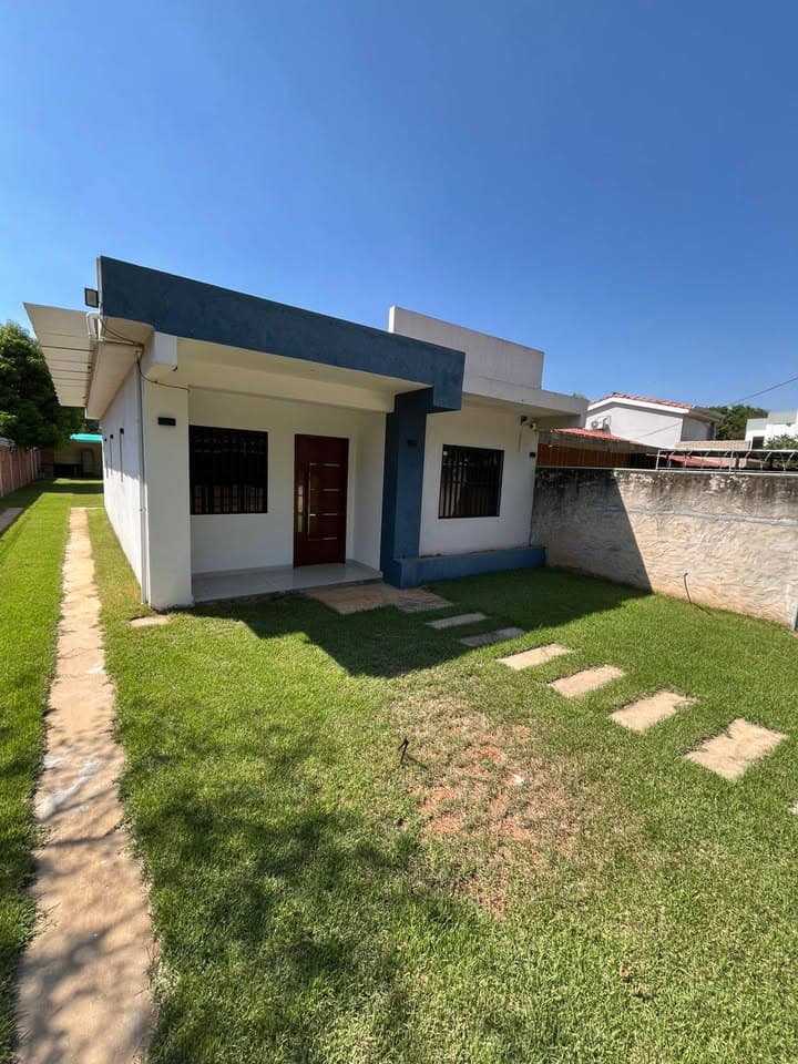 En Venta Hermosa Casa Equipada A Estrenar En Luque