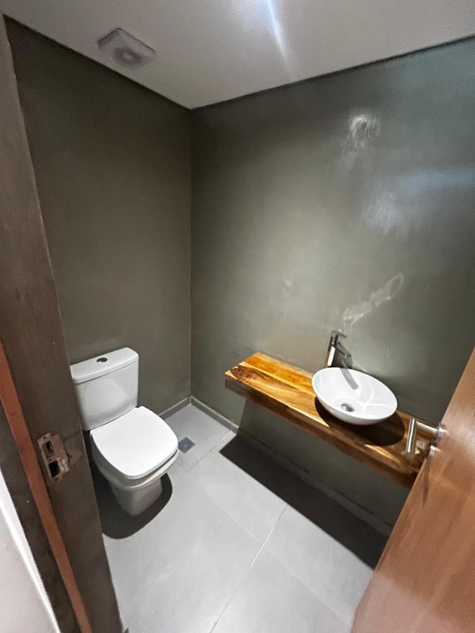 duplex a estrenar de 3 dormitorios en Fernando de la Mora zona norte, foto 2