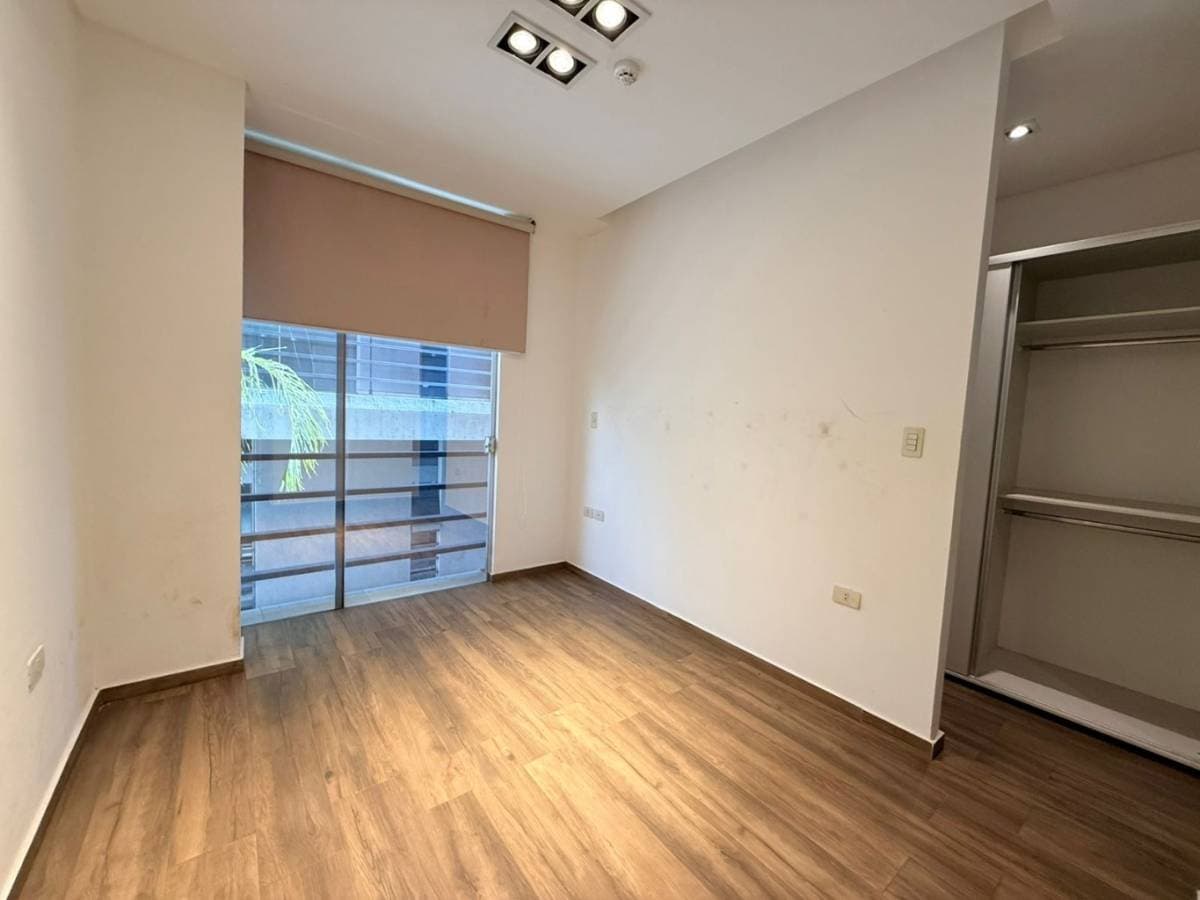 Alquilo departamento de 3 habitaciones - lambare