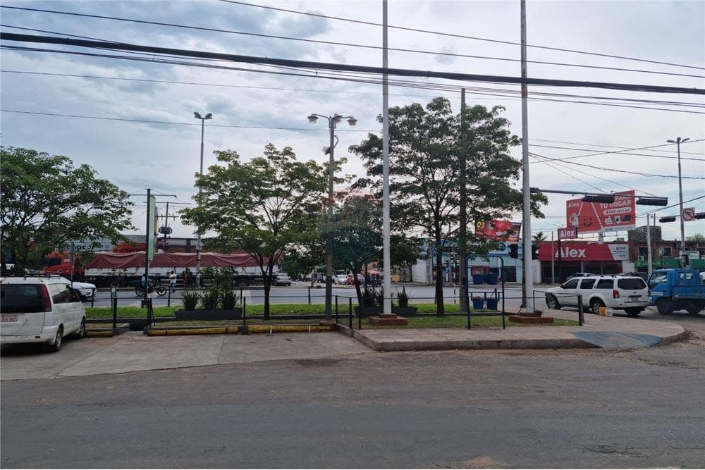 Local comercial en loma pyta sobre transchaco, foto 3