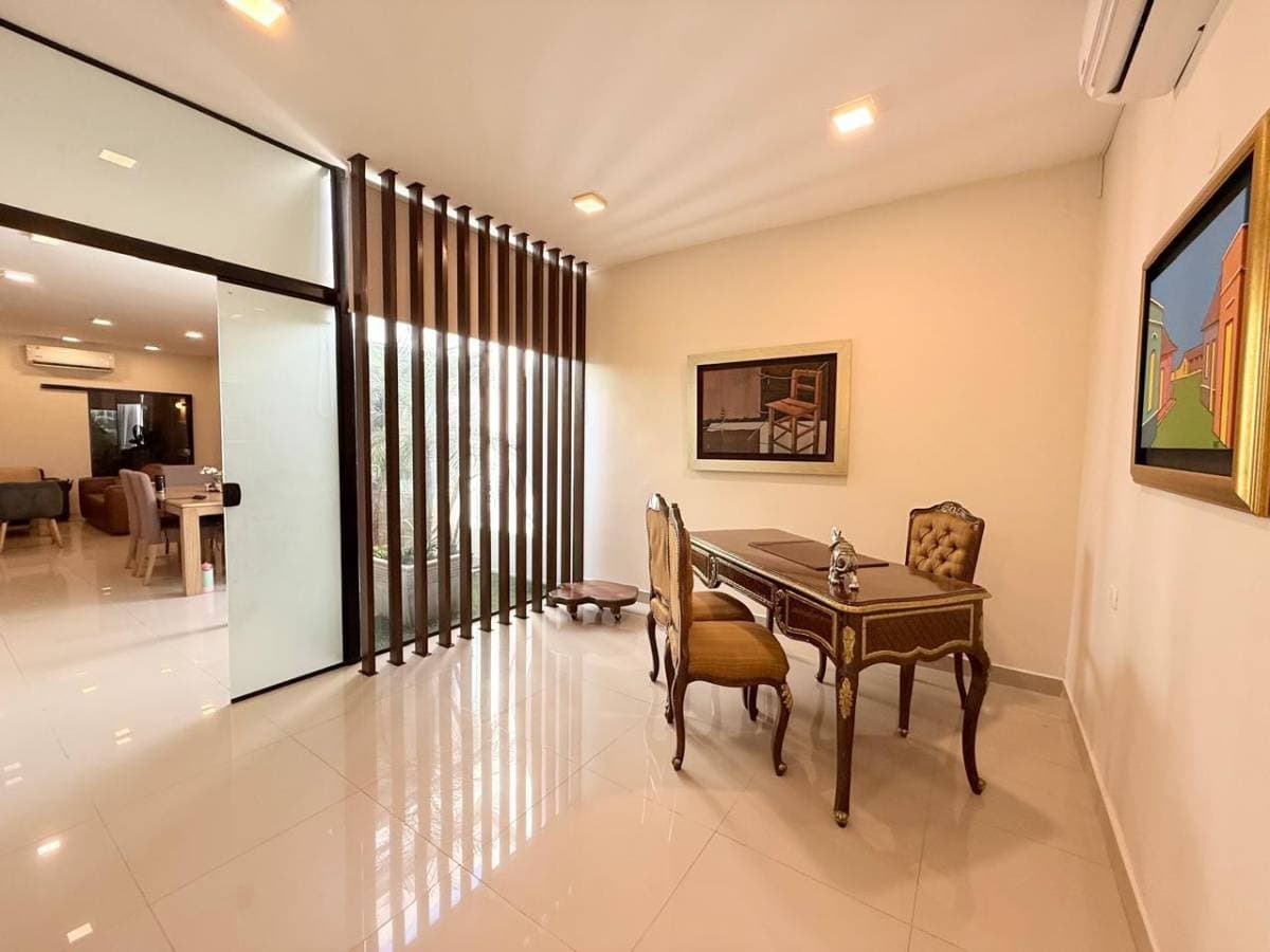 En venta residencia de 4 habitaciones en Bº Recoleta, foto 4