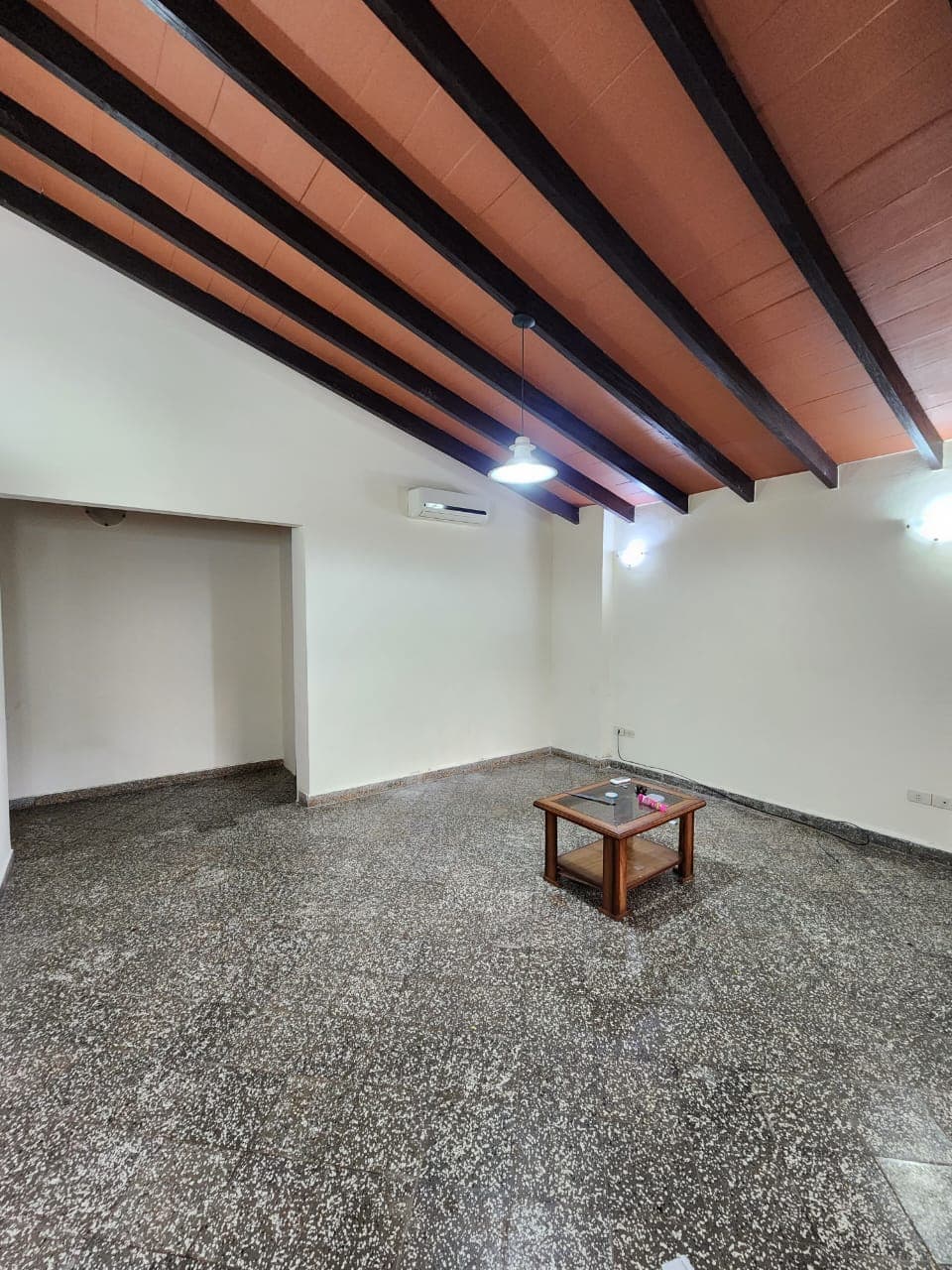 Terreno / Casa en Zona Residencial, Barrio Mburucuya, foto 5