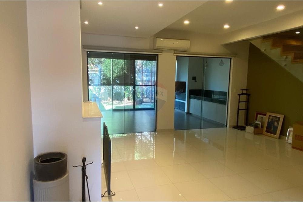 Alquilo duplex asuncion barrio Herrera