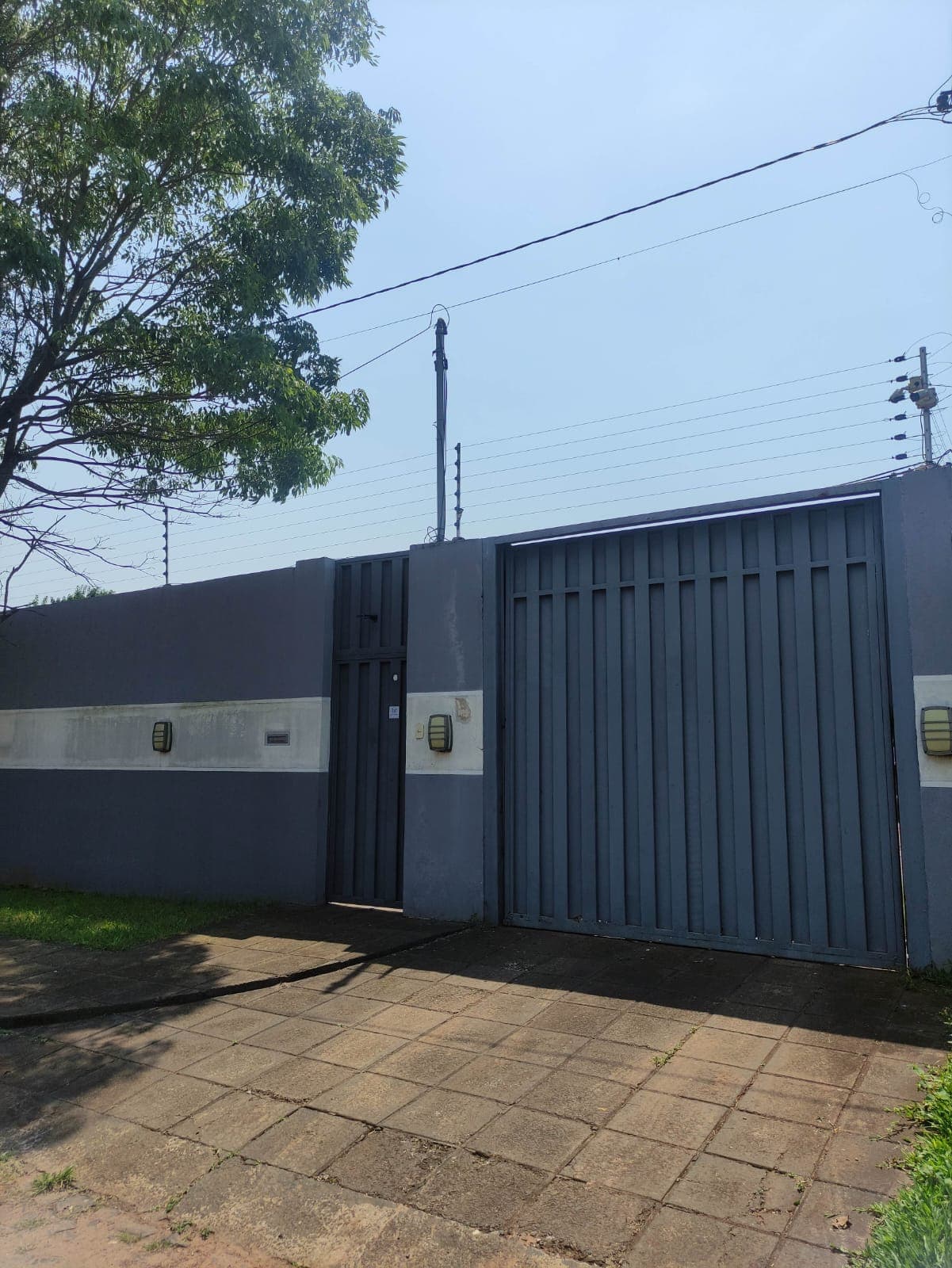 Casa familiar en venta! Excelente ubicación en Ciudad del Este