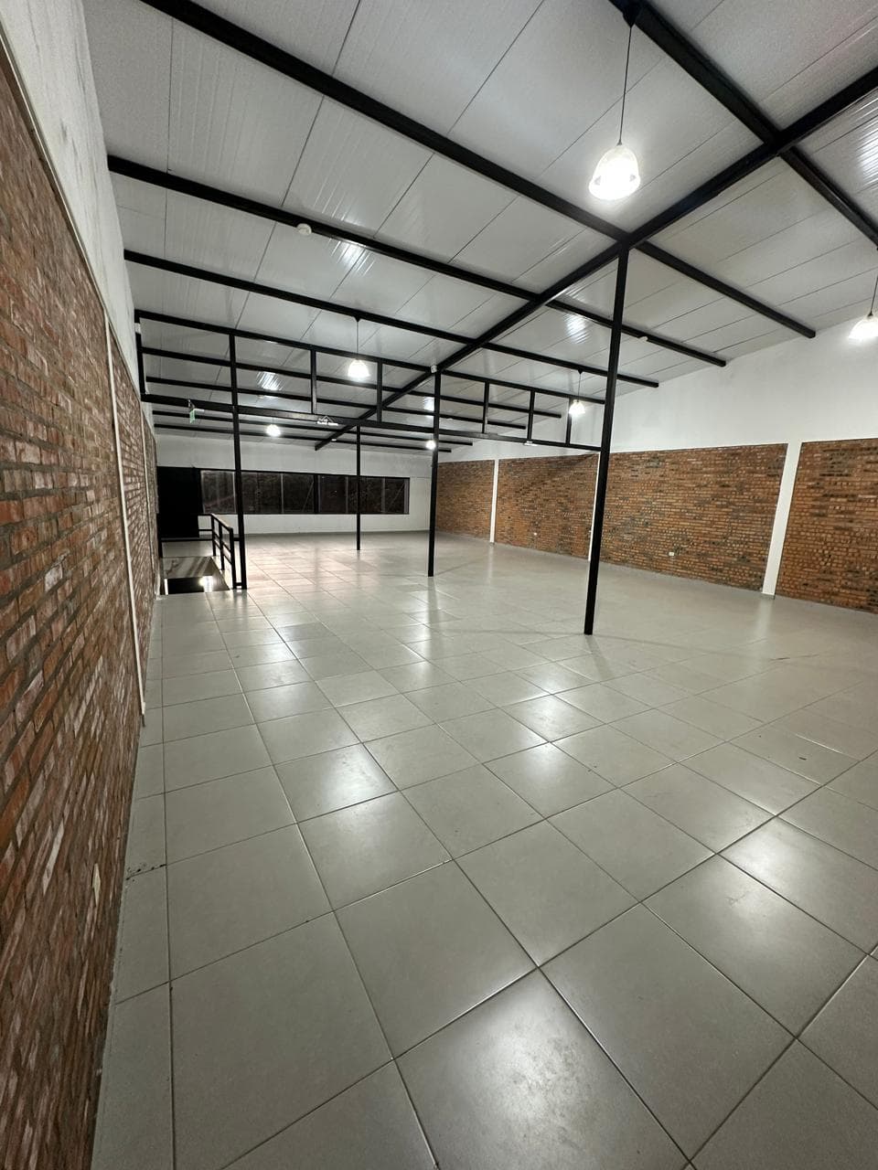 Salon comercial s/ ruta Luque San Lorenzo, foto 2
