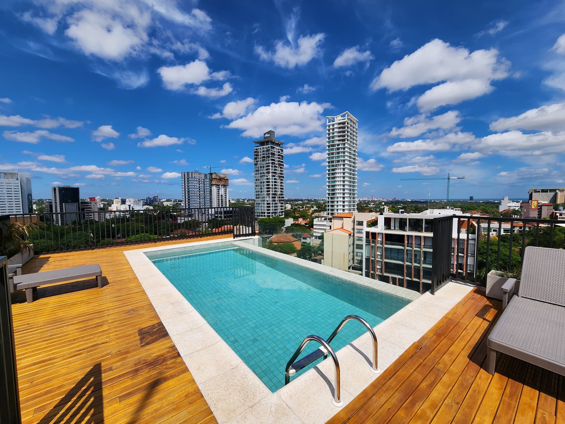 En venta – Departamento de 2 dormitorios en el edificio Lumiere, foto 1