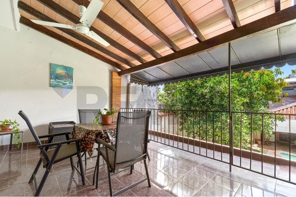 Casa en venta - barrio los laureles, foto 2