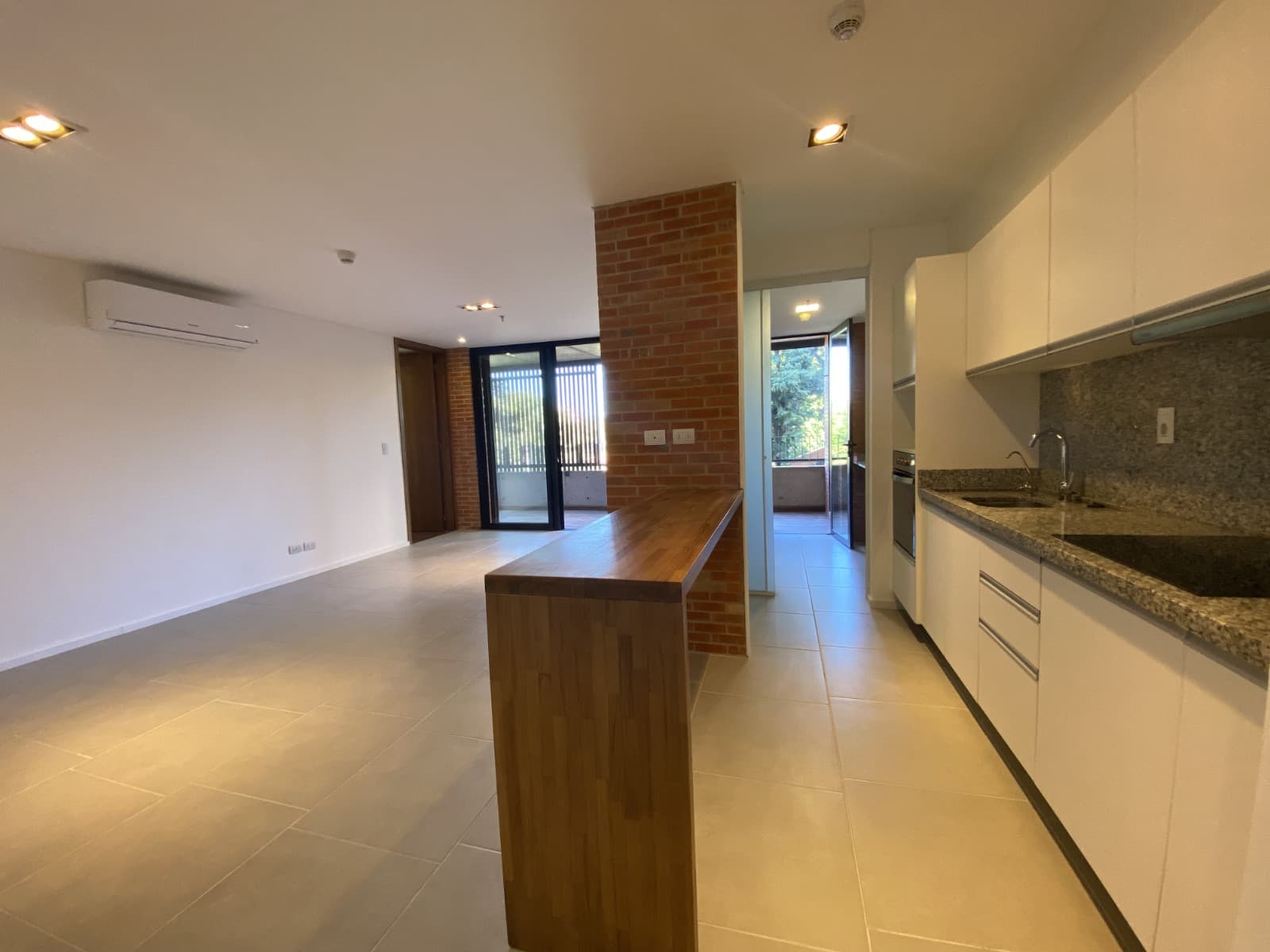 Departamento con 118 m2 en edificio bernardino — foto 5