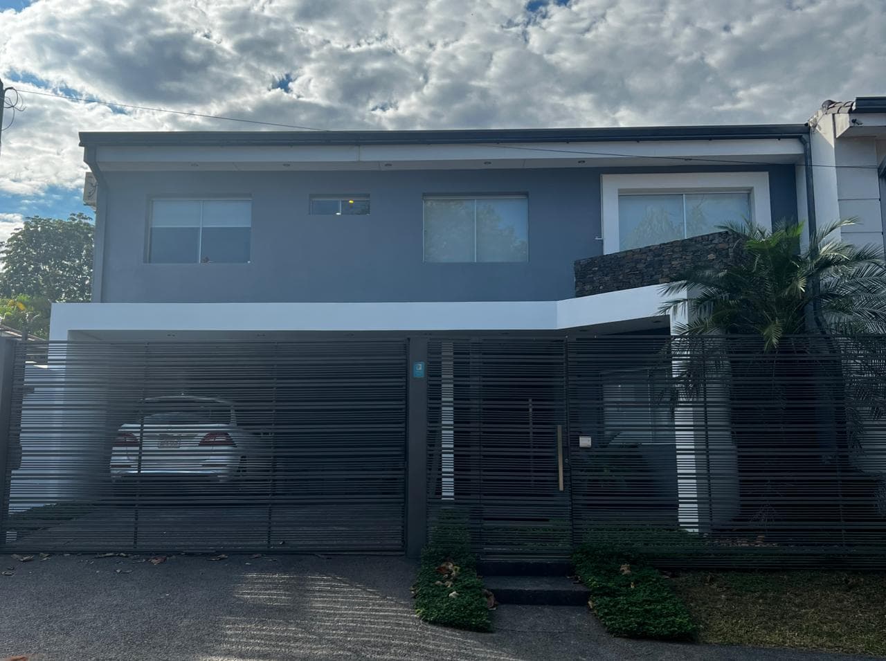 hermosisima y buen precio. casa en alquiler en Lambare — foto 1