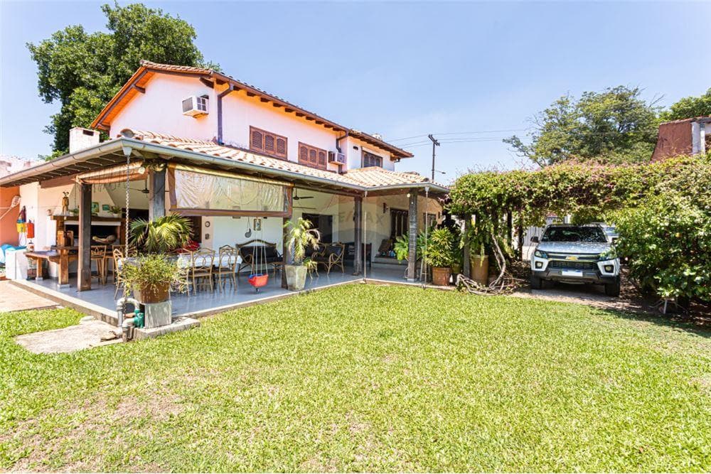 hermosa Casa en Barrio Salvador del Mundo, foto 2