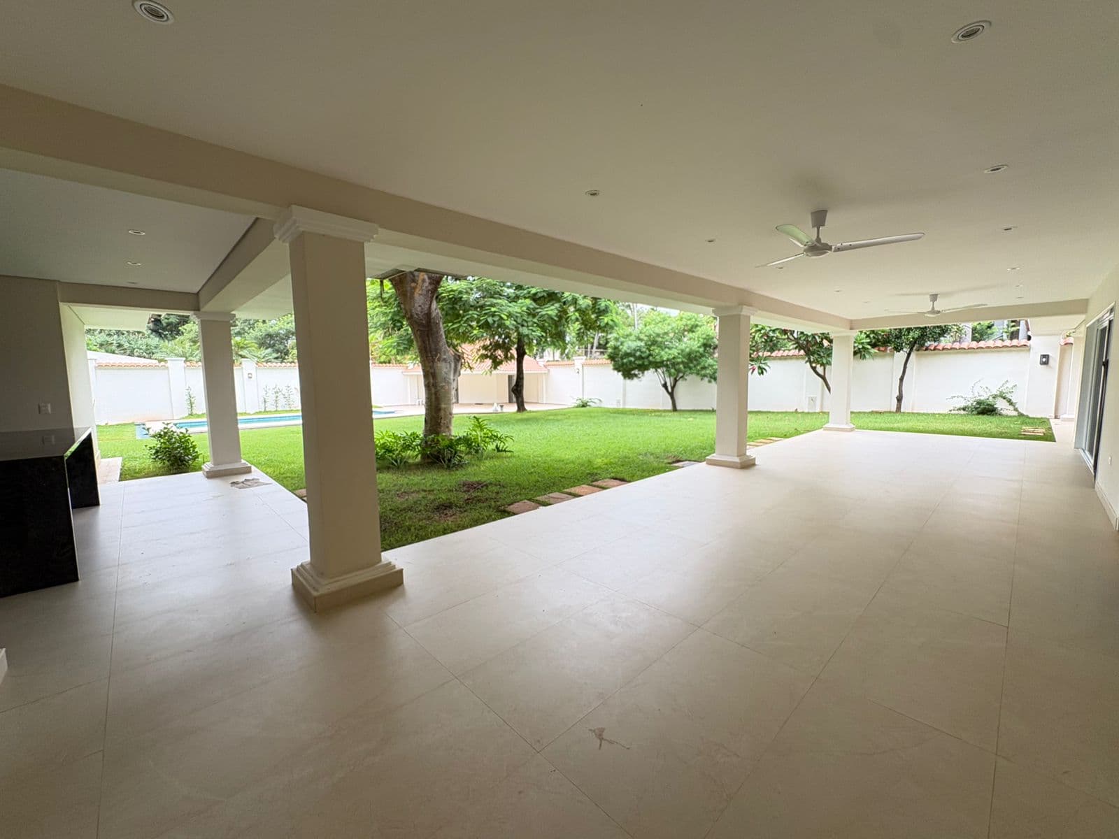 Residencia De Lujo A Estrenar, Barrio Mariscal Estigarribia, foto 2