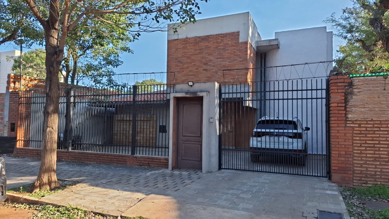 Vendo Hermosa Casa Estilo Minimalista En Asuncion