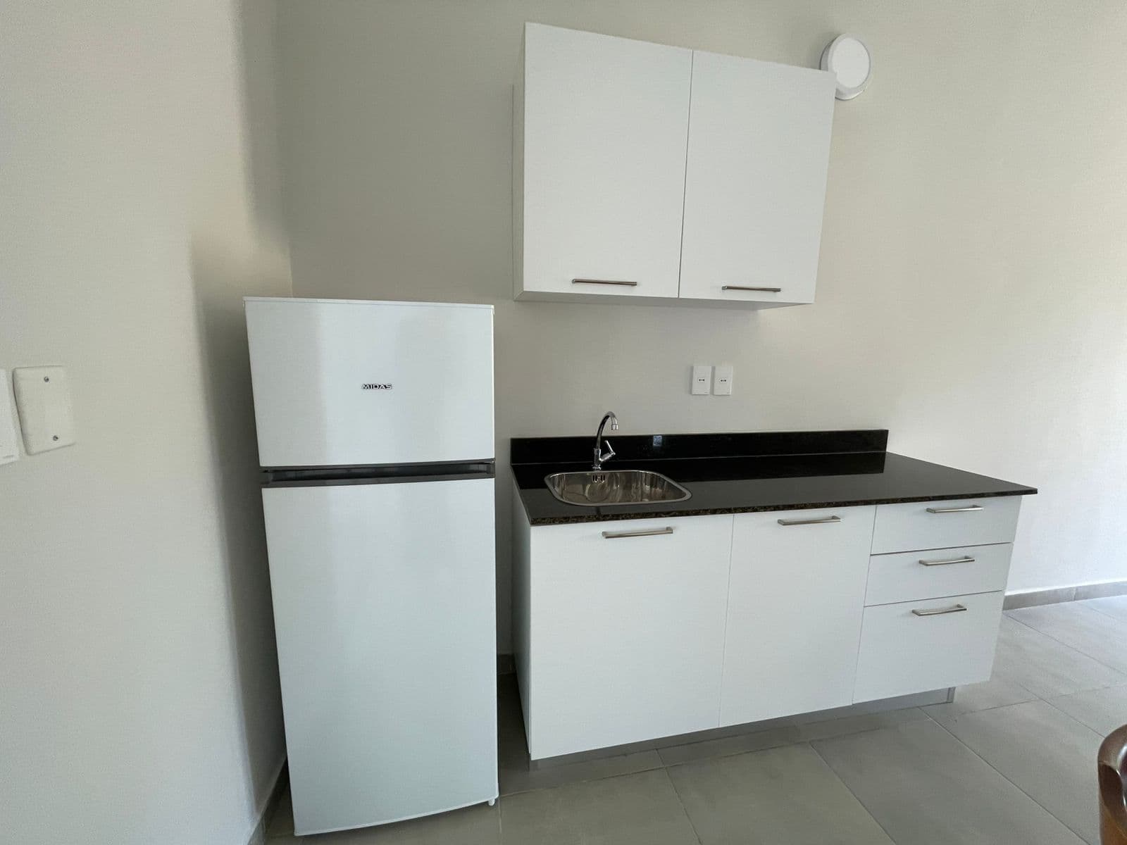 Oferto Casa tipo chalet a estrenar en Luque! Oportunidad Unica!, foto 4