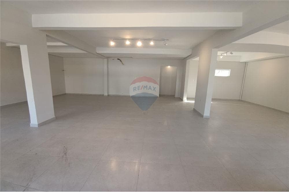 Local Comercial - Alquiler - Fernando de la Mora, Paraguay