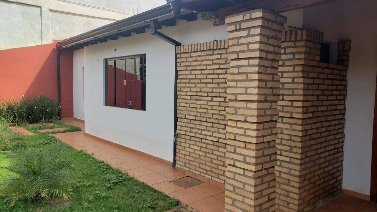 Casa en barrio San José!! Zona biggie!! Ref. Pio, foto 4