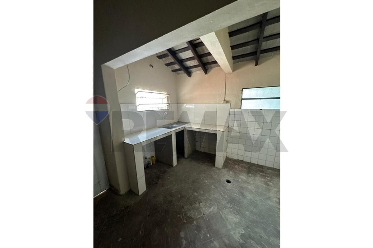 Casa - Alquiler - San Roque, Asunción, Paraguay, Ven a conocerlo!, foto 2
