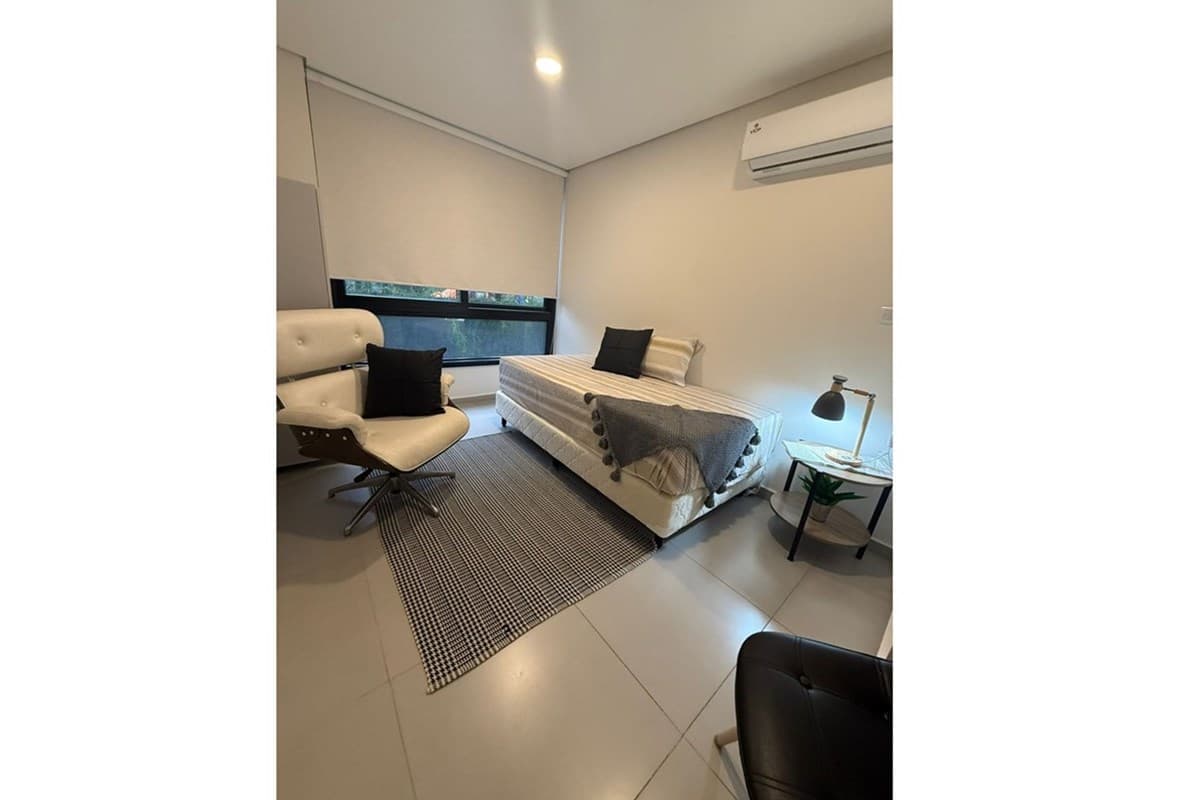 Departamento en ycua sati, foto 1