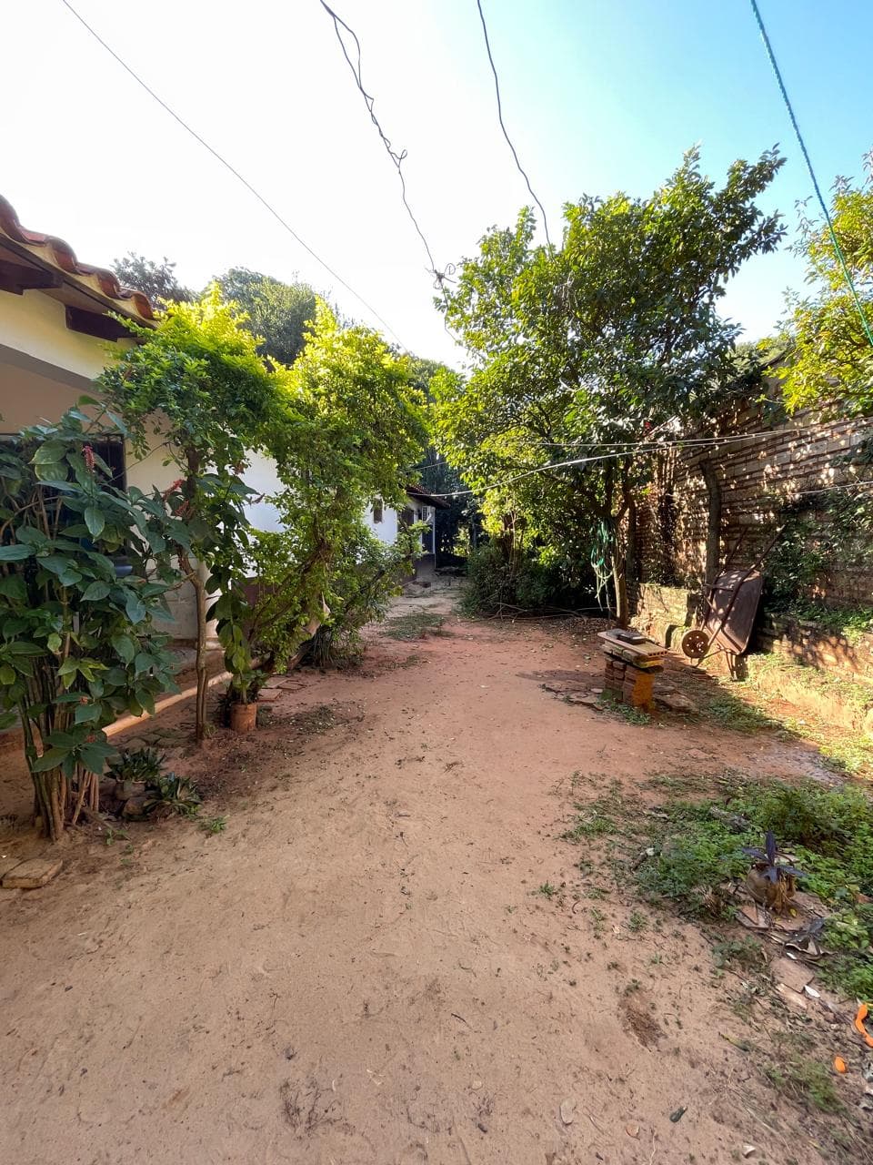 Casa Y Lote Juntos Con Salida A Dos Calles En Capiata — foto 5