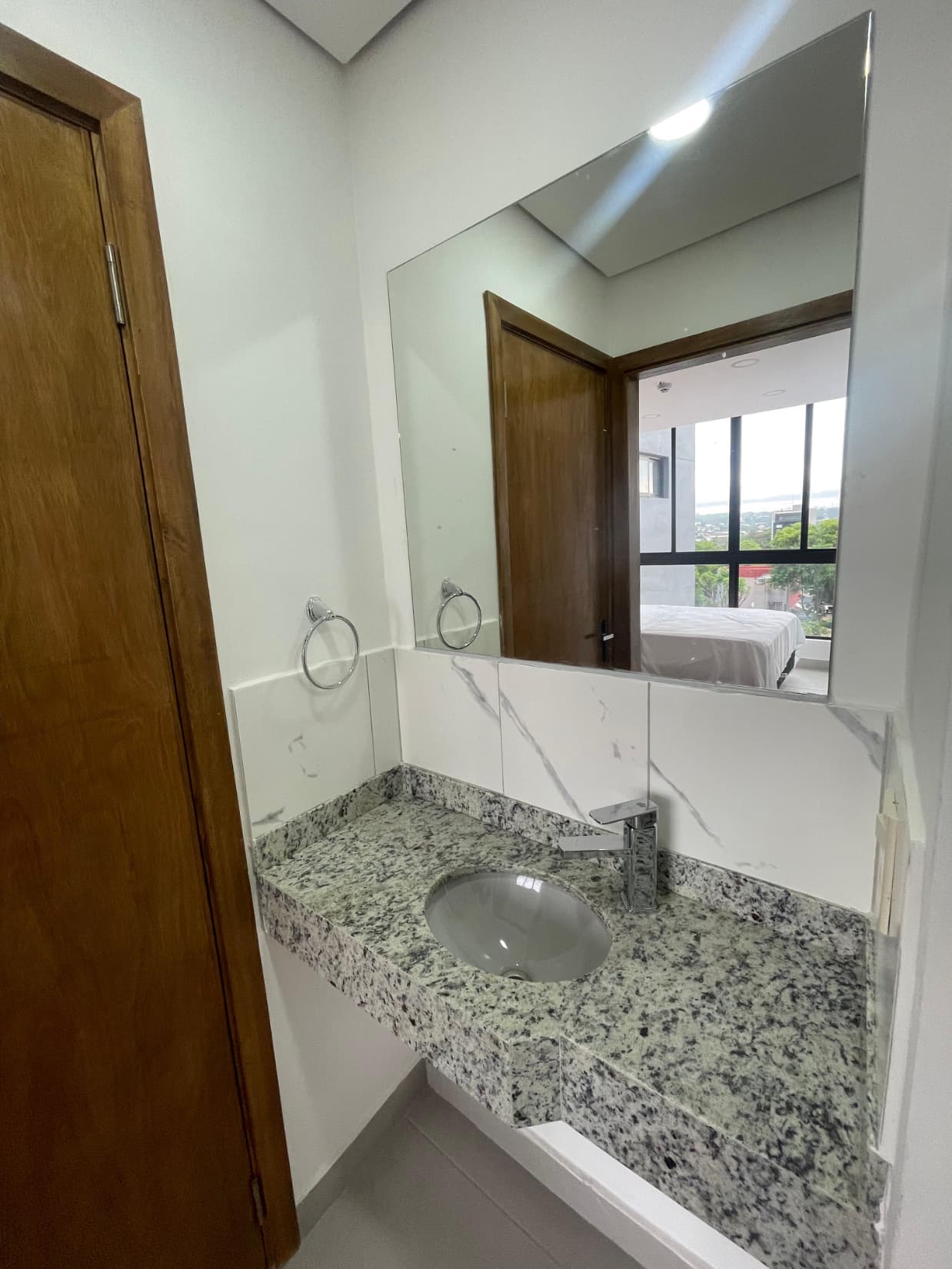 Herrera, en alquiler, depto amoblado, de 1 dormitorio, foto 4