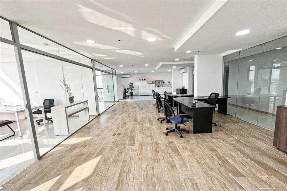 Oficina planta entera en asuncion, foto 1