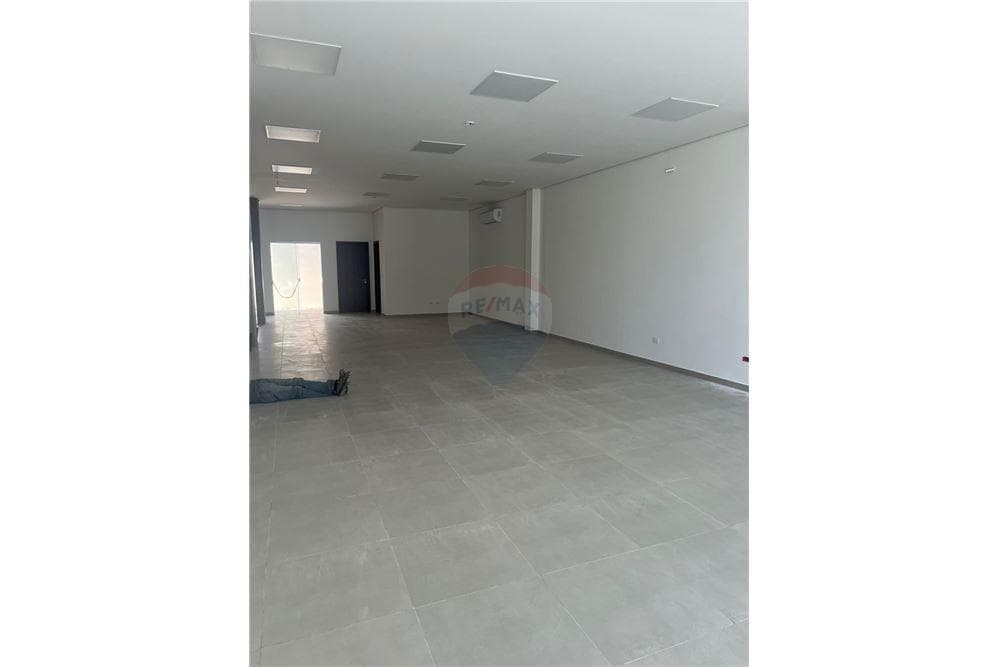 Local Comercial - Alquiler - Paraguay Asunción Mburucuyá, foto 1