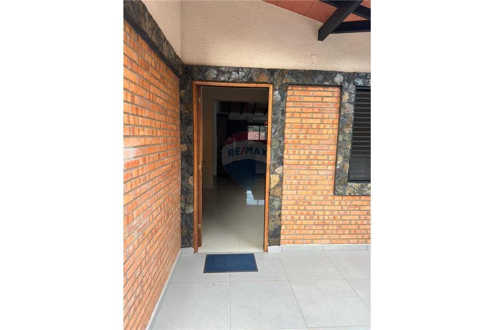 Casa - Venta - Ñemby, Paraguay