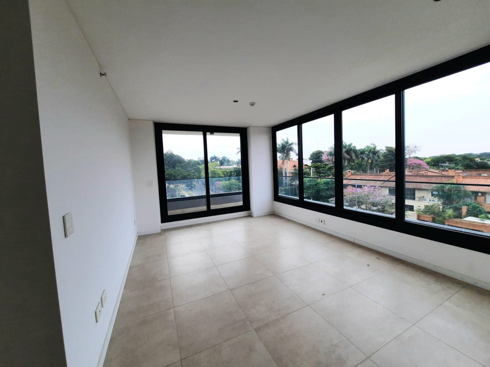 Departamento de 2 habitaciones en zona Mburucuya, foto 3