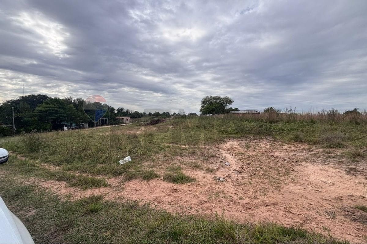 Terreno de 1.785 m2 en ypane — foto 2