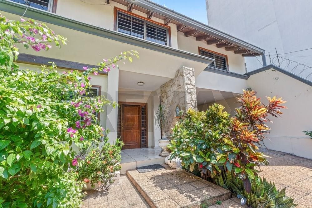 Residencia en Barrio Herrera, foto 1