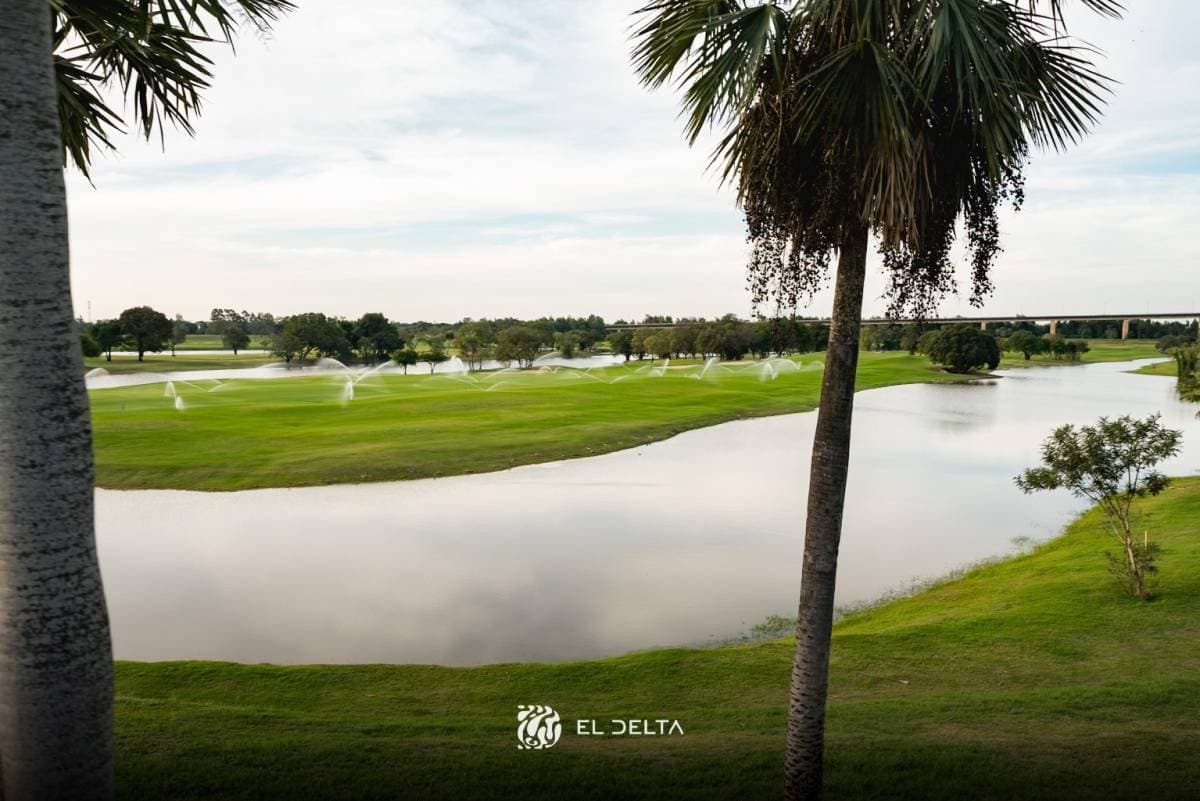 Venta terreno complejo delta