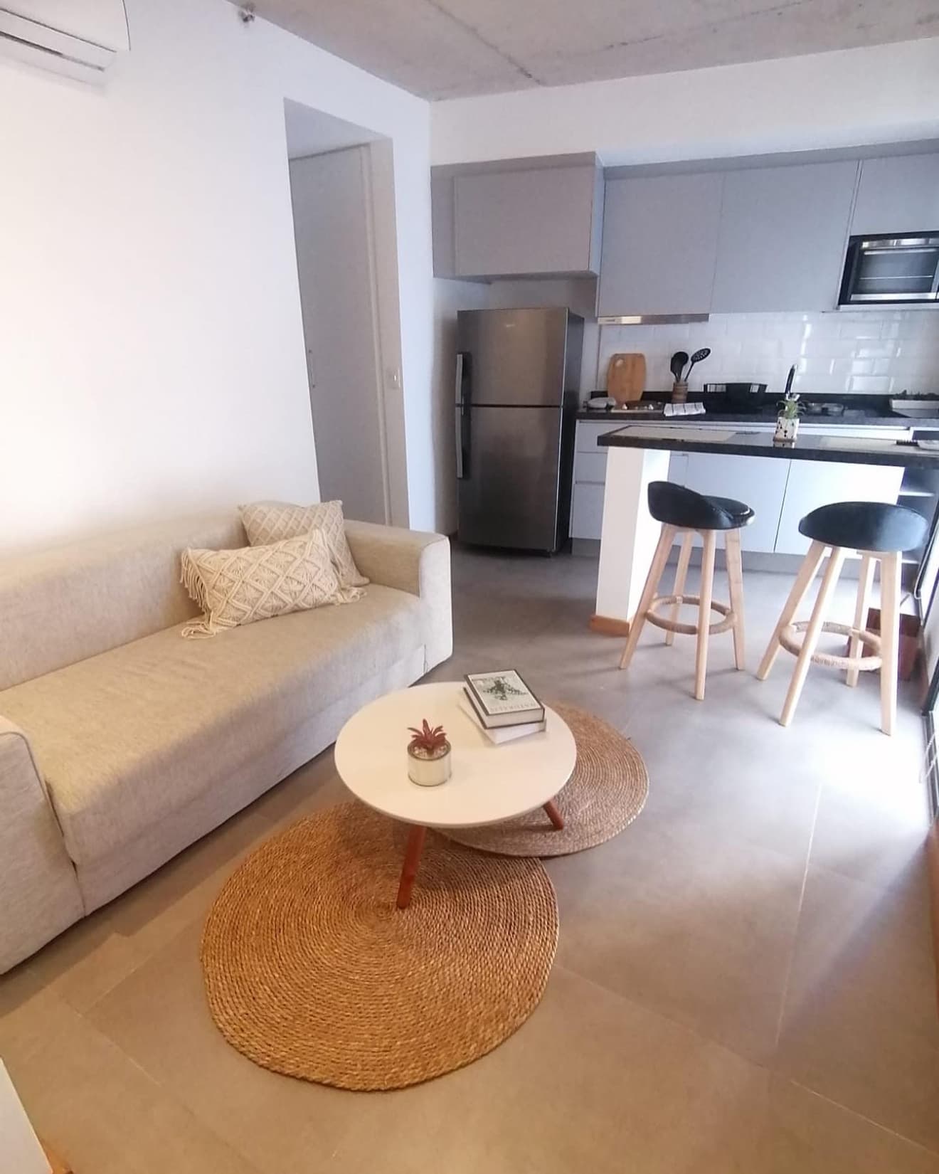 Departamento Totalmente Amoblado Zona Paseo La Galería — foto 1