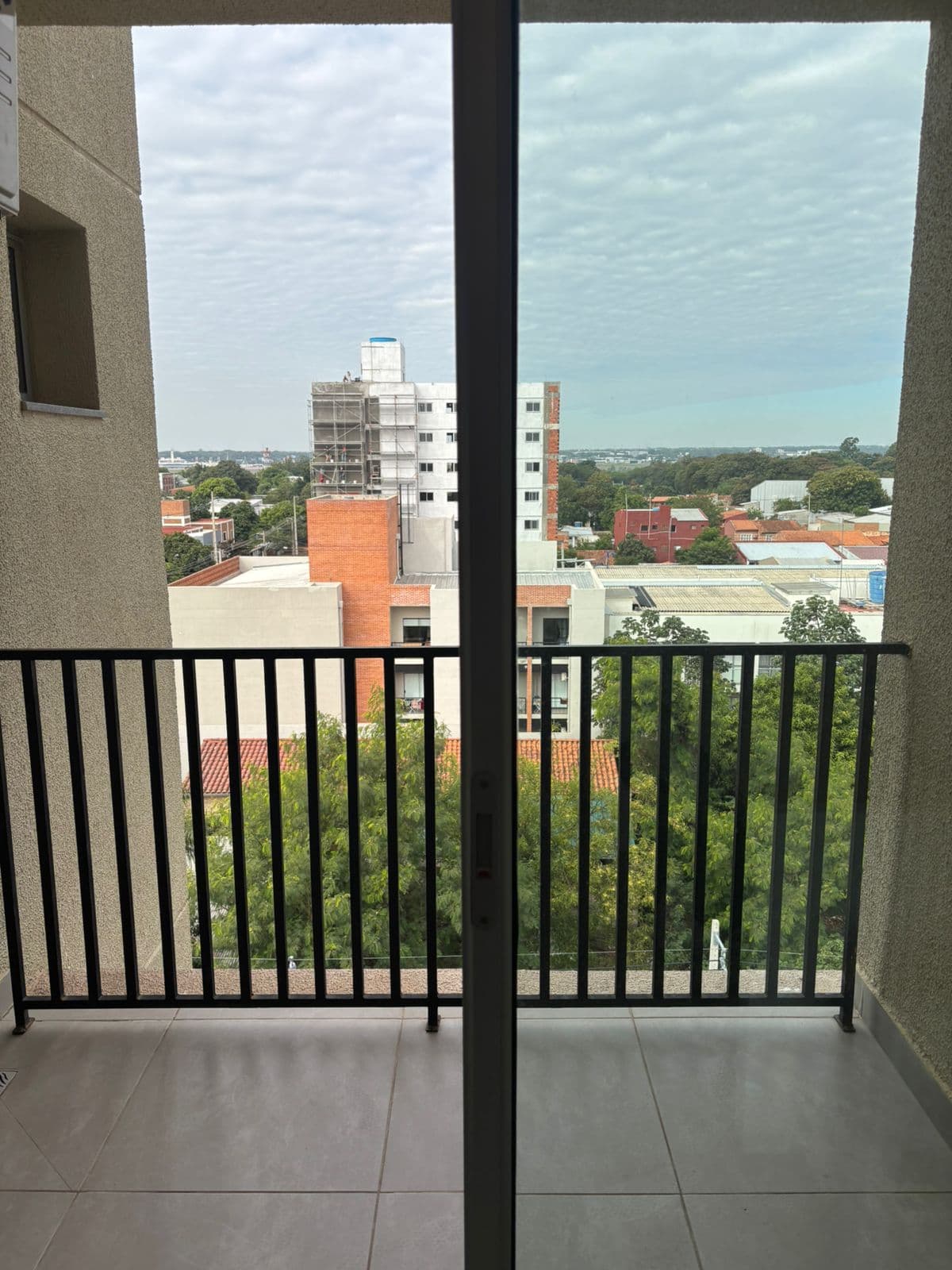 Vendo departamento monoambiente en Mariano Roque Alonso
