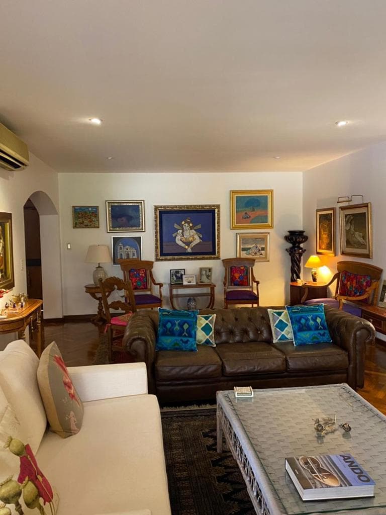 Imponente casa en barrio Carmelitas 4 habitaciones — foto 2