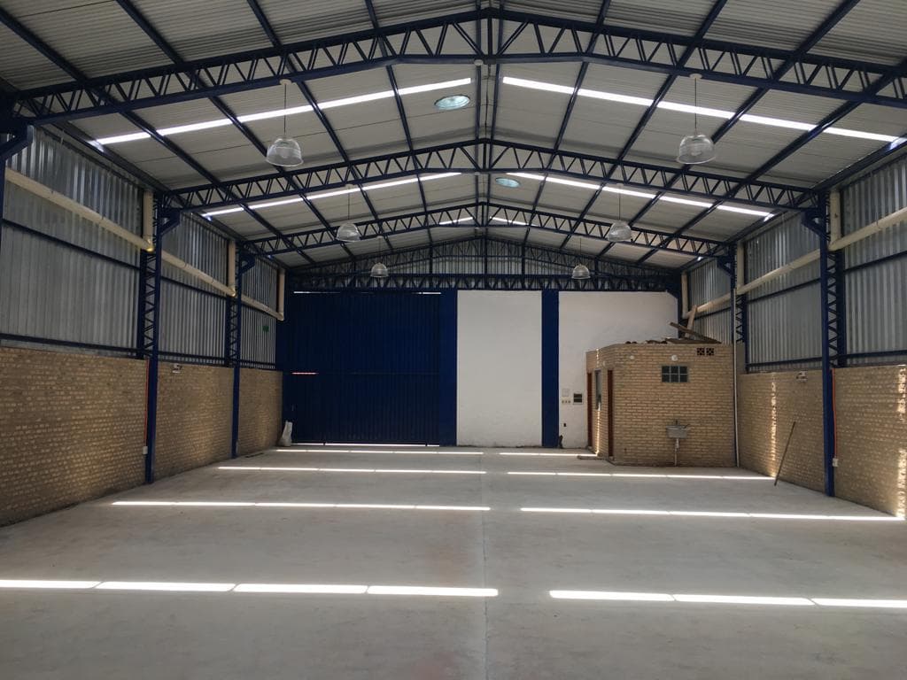 Depósito de 276 m² en San Lorenzo cod 059, foto 2