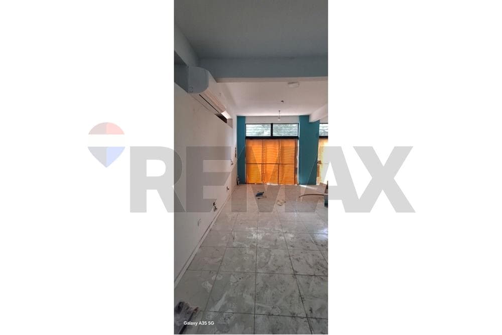 Salon Comercial en Villa Elisa, foto 2