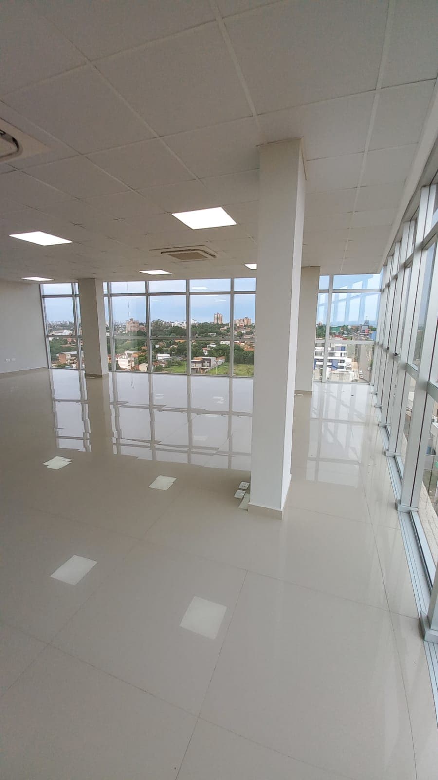 Oficina de 90 m2, frente al Tribunal — foto 4
