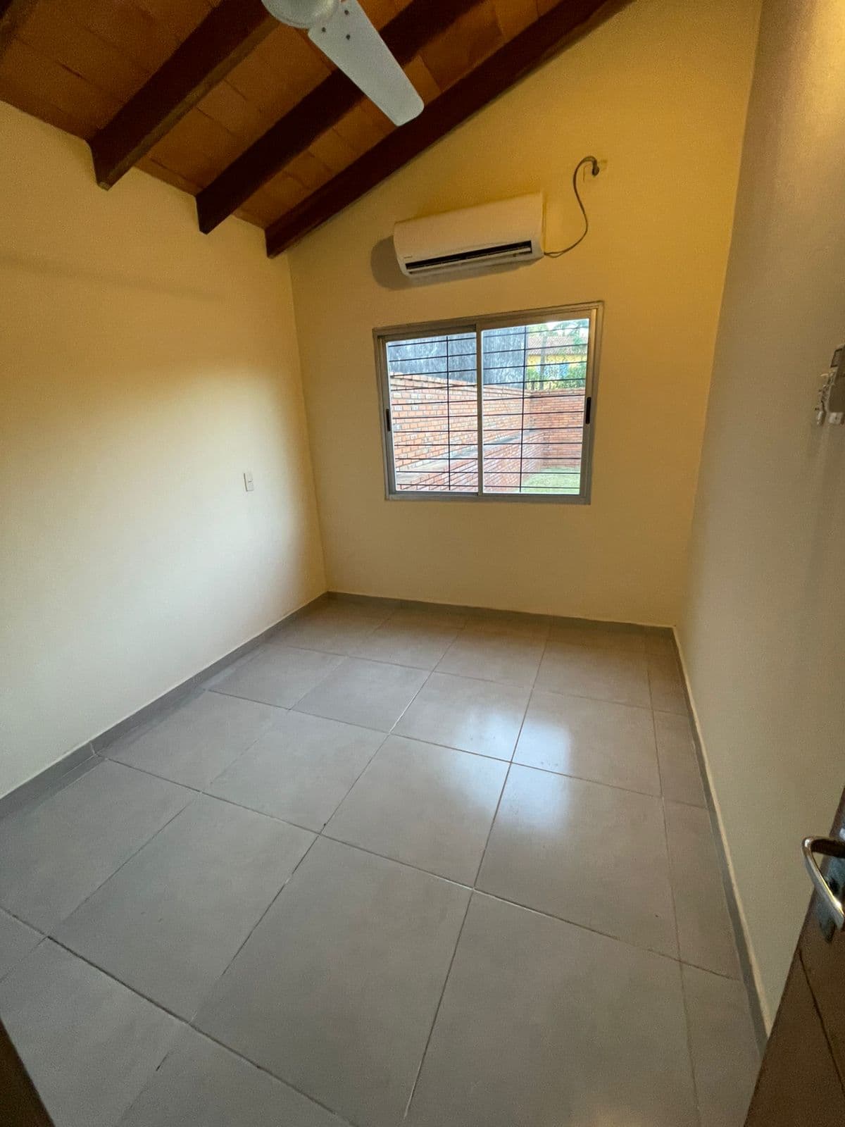 Casa en Villa Elisa, foto 4