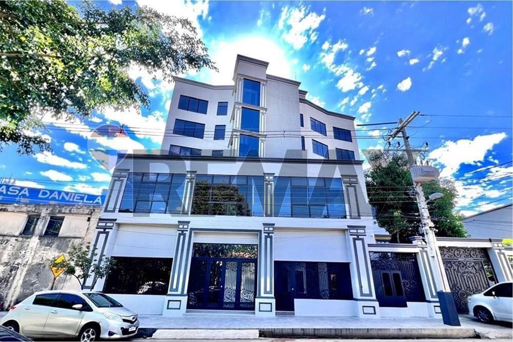 Alquilo oficinas en zona estrategica de Luque