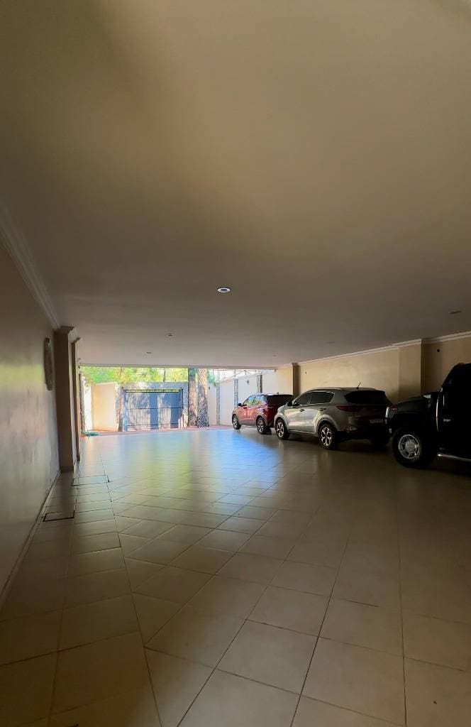 casa amoblada de 8 dormitorios en San Lorenzo, foto 4