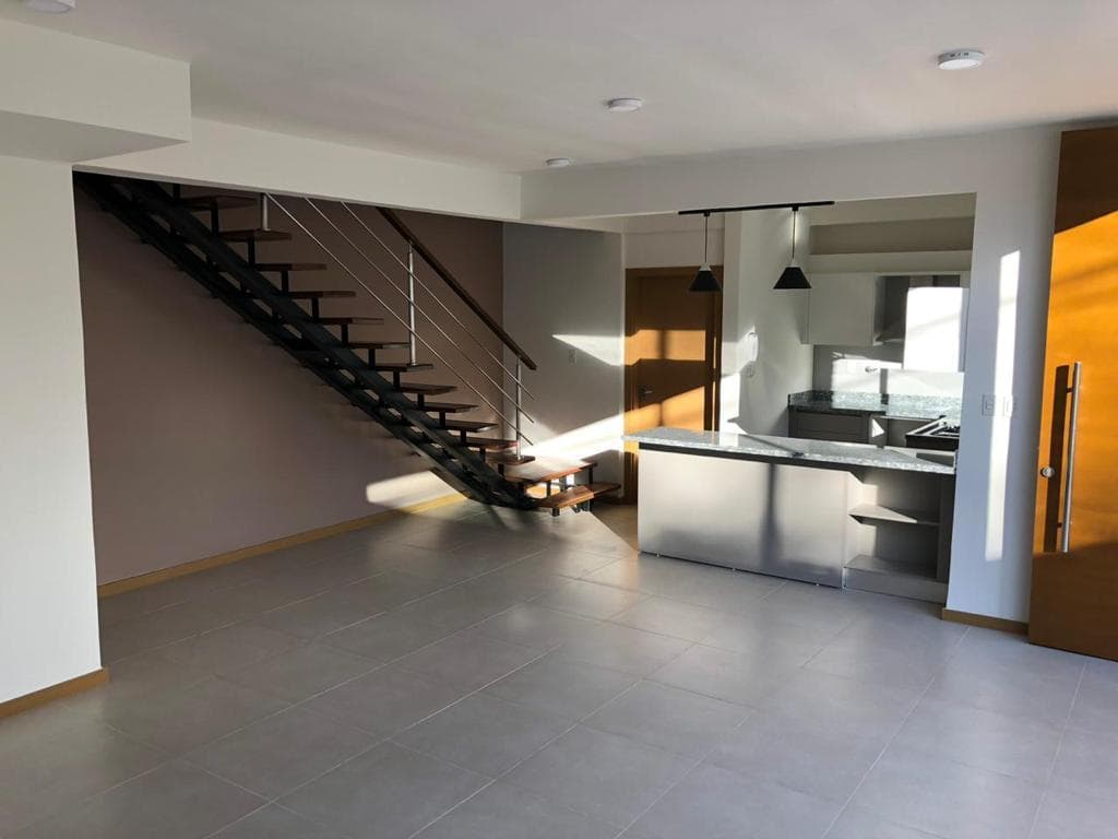 Duplex de 3 dormitorios en venta zona conmebol, foto 2
