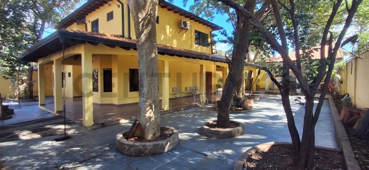 amplia casa en Lambare - Zona canal 13, foto 3