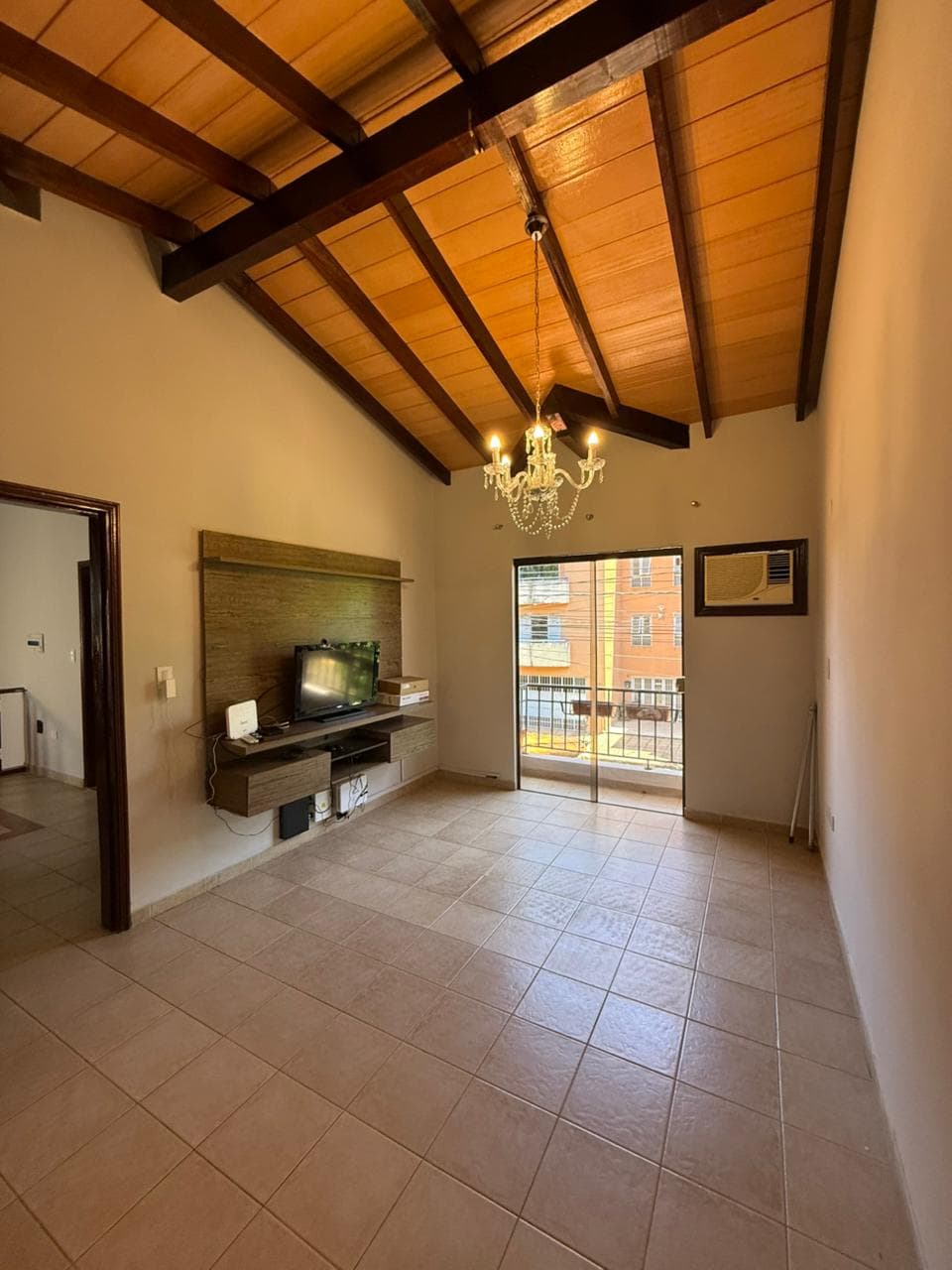 Alquilo hermoso duplex