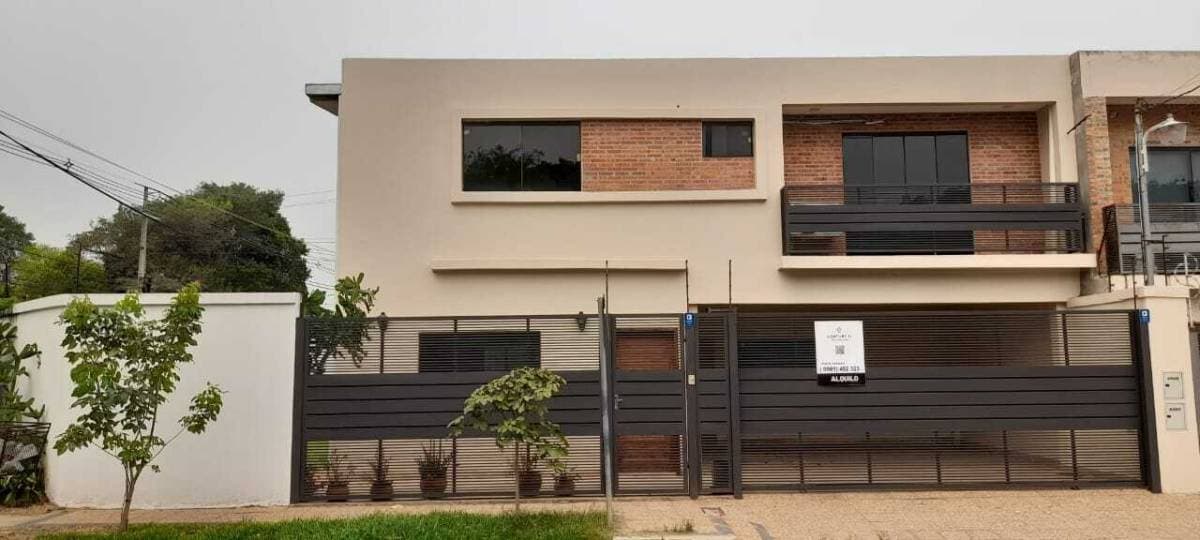 de Duplex en esquina zona Santisima Trinidad, foto 1