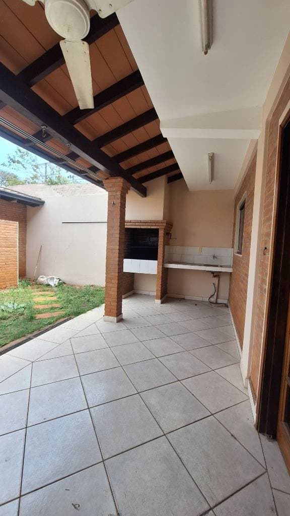 En alquiler duplex en Lambaré - zona canal 13 — foto 5