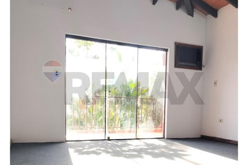 Casa venta Salvador del Mundo, foto 2