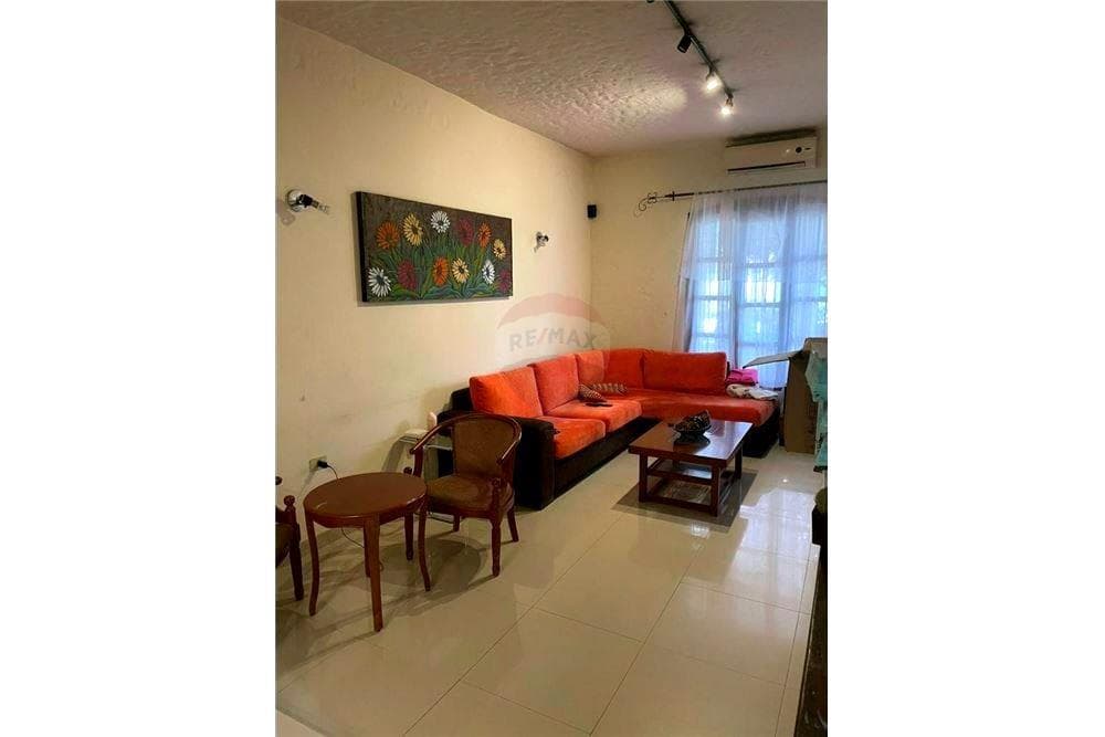 Amplia casa en b° villa aurelia, foto 2